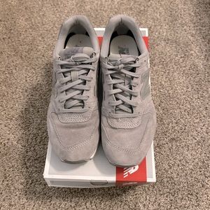 New Balance Women’s Sz 6.5 6 1/2 Gray Suede 696 Classics